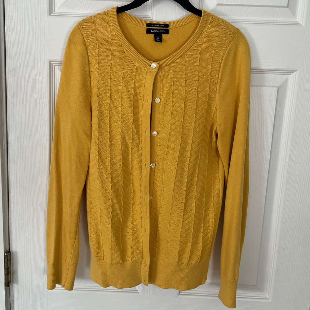 Lands End womens Size 6-8 mustard cardigan with chevron detail